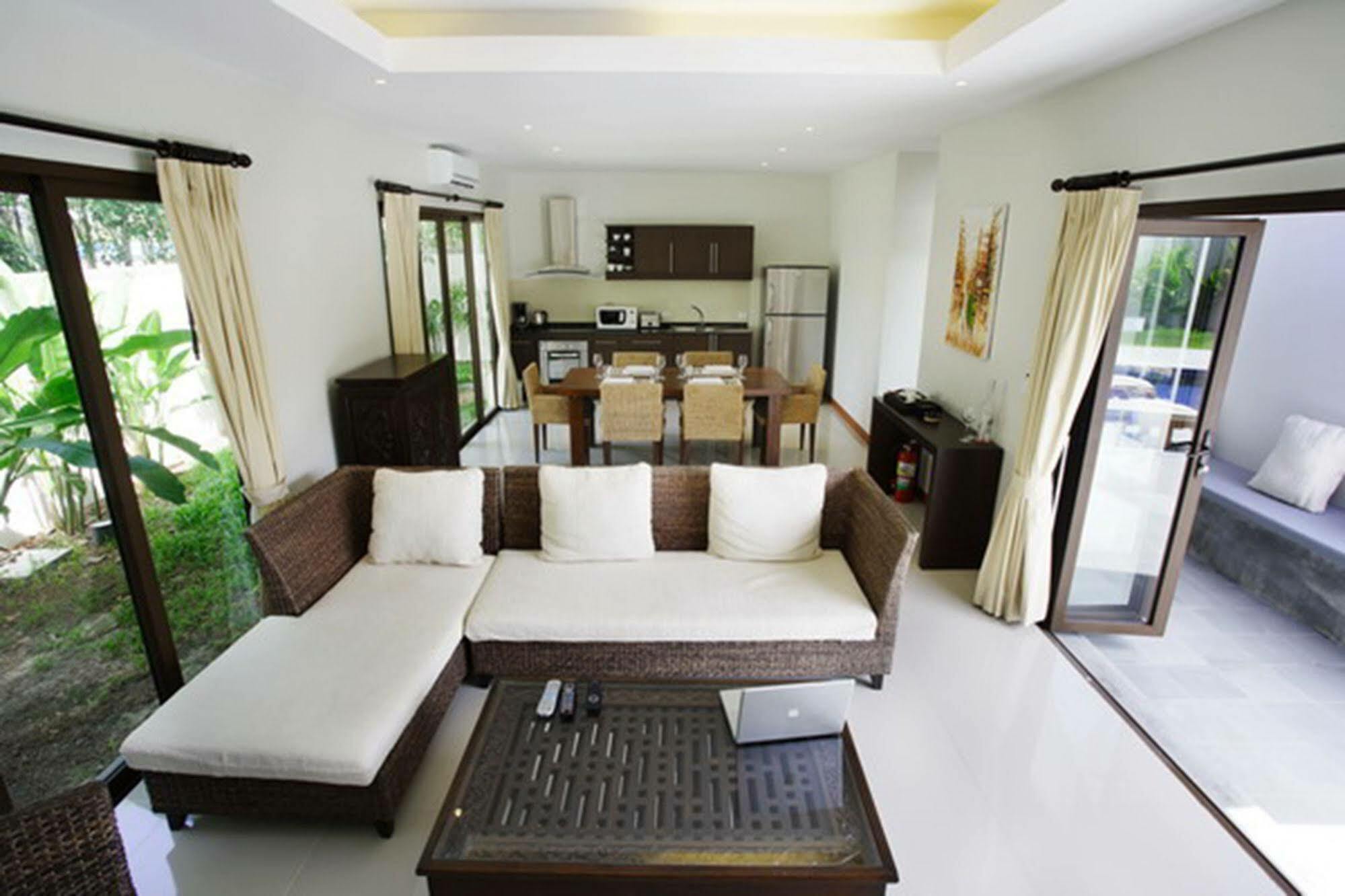 Villa Lombok By Holiplanet Rawai エクステリア 写真